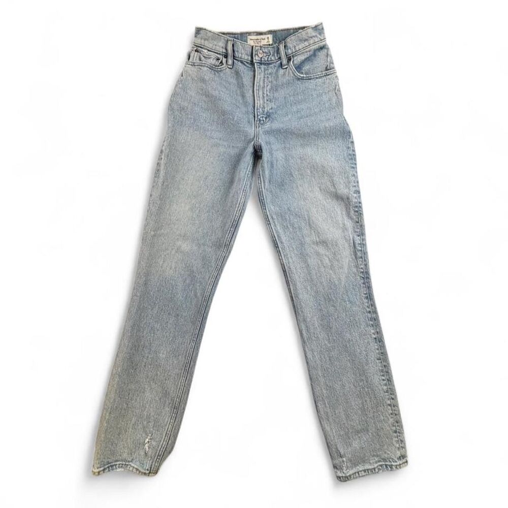 Abercrombie & Fitch 90s Straight High Rise Jeans 26 Light Wash Distressed Denim